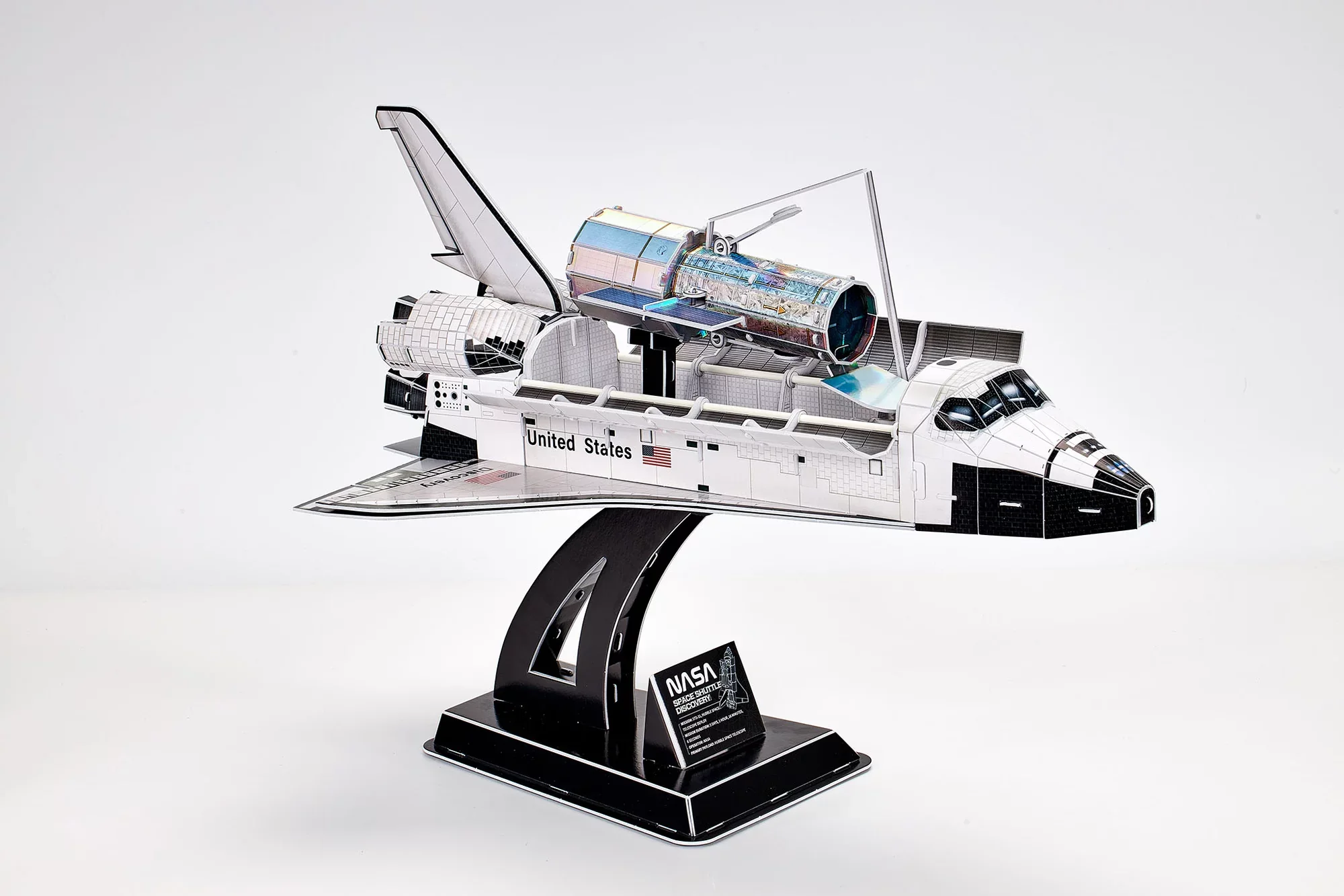 Space Shuttle Discovery - Image 7
