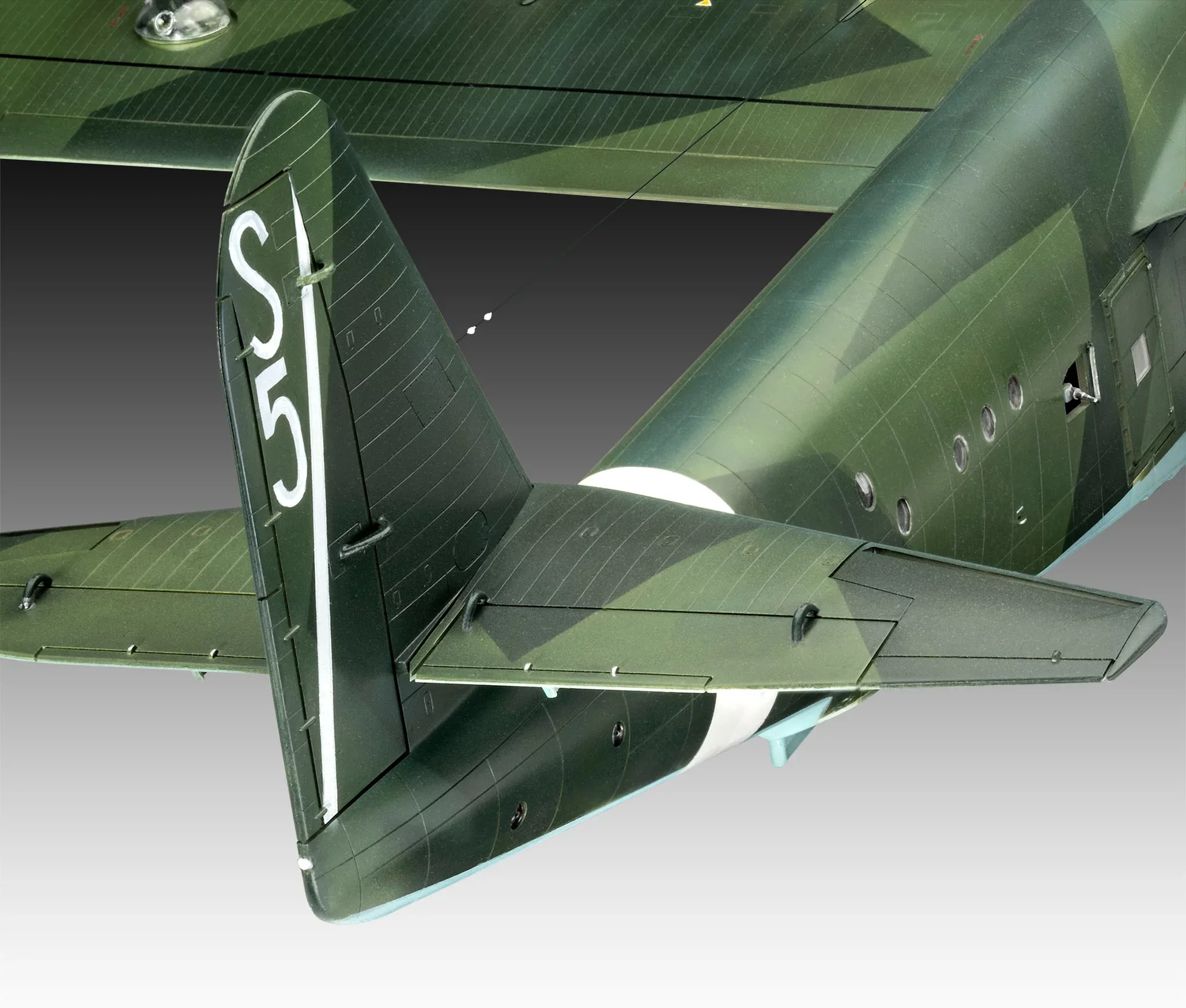 Blohm & Voss BV222 - Image 4