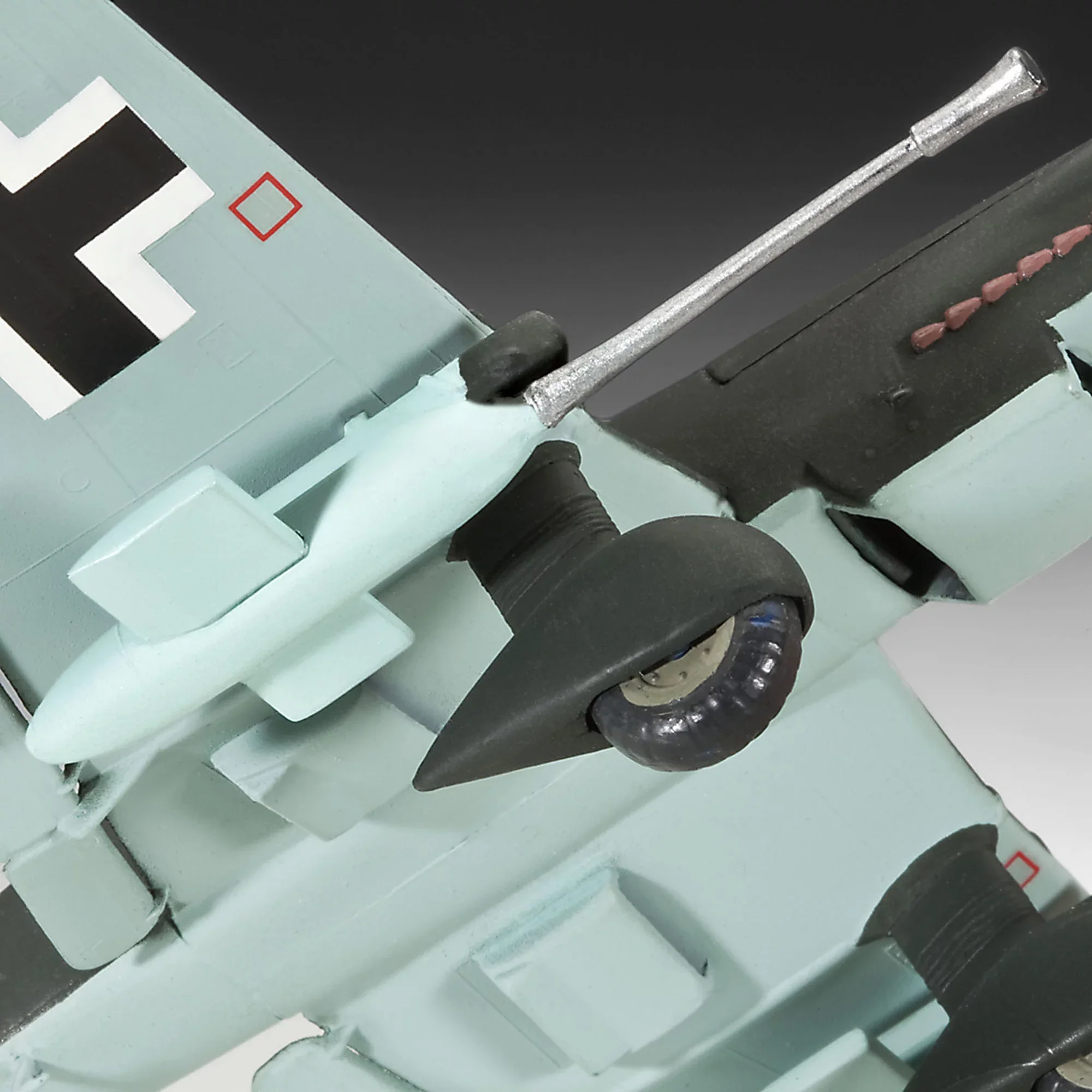Junkers Ju 87 G-D Tank Buster - Image 5