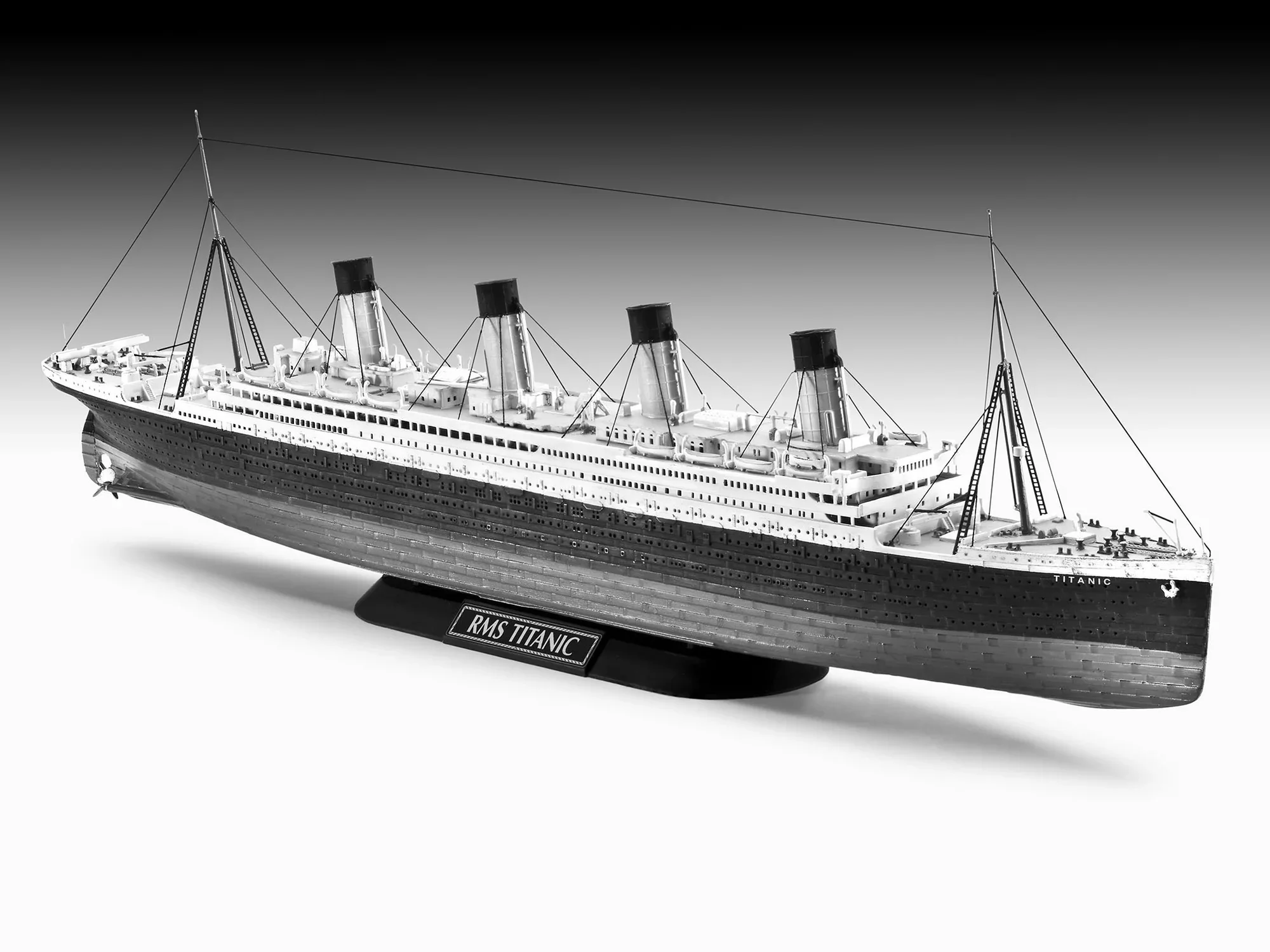 R.M.S. TITANIC - Image 8