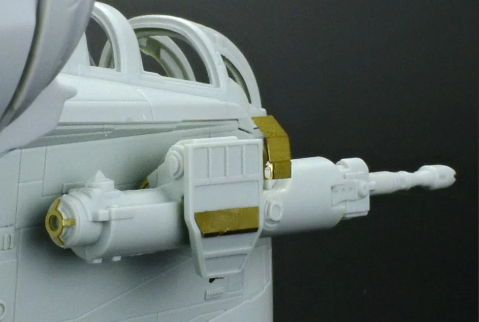 The Mandalorian: Razor Crest "Platinum Edition" - Image 6