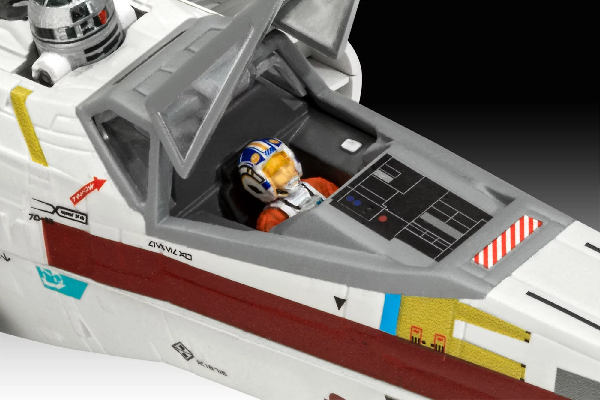 Carson Teva's X-Wing Fighter: The Mandalorian - Image 3