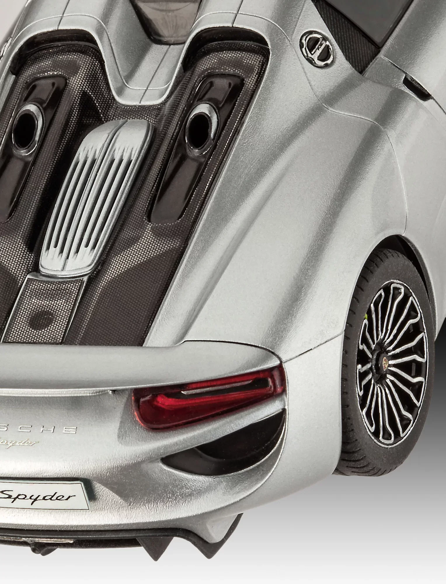 Revell Modellbausatz Porsche 918 Spyder im Maßstab 1:24 - Image 3