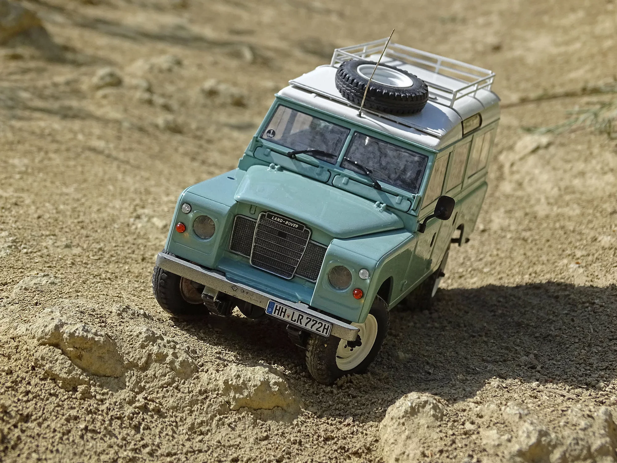 Land Rover Series III LWB station wagon - Image 13