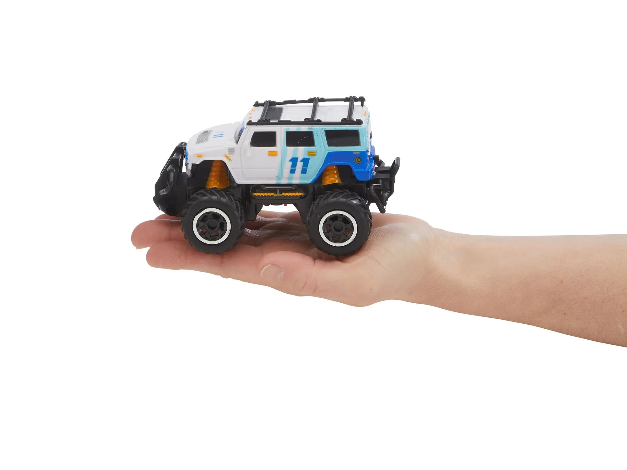 RC Car "Line Backer" - Image 6