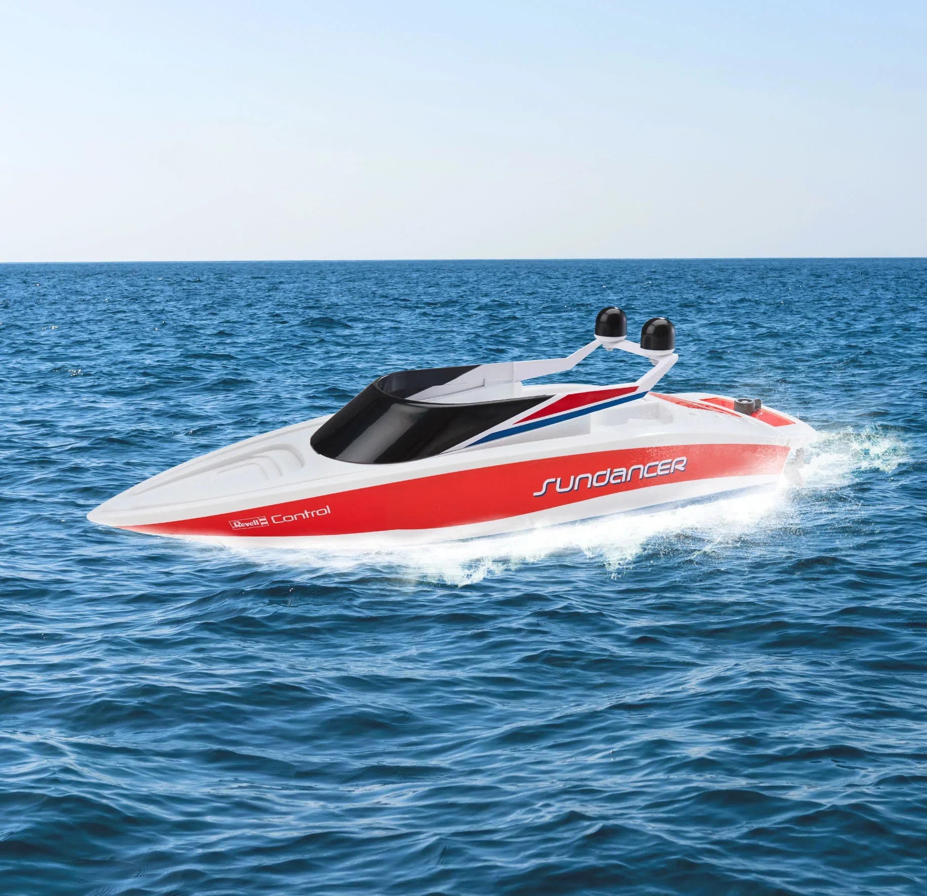 RC Boat "Sundancer" - Image 7