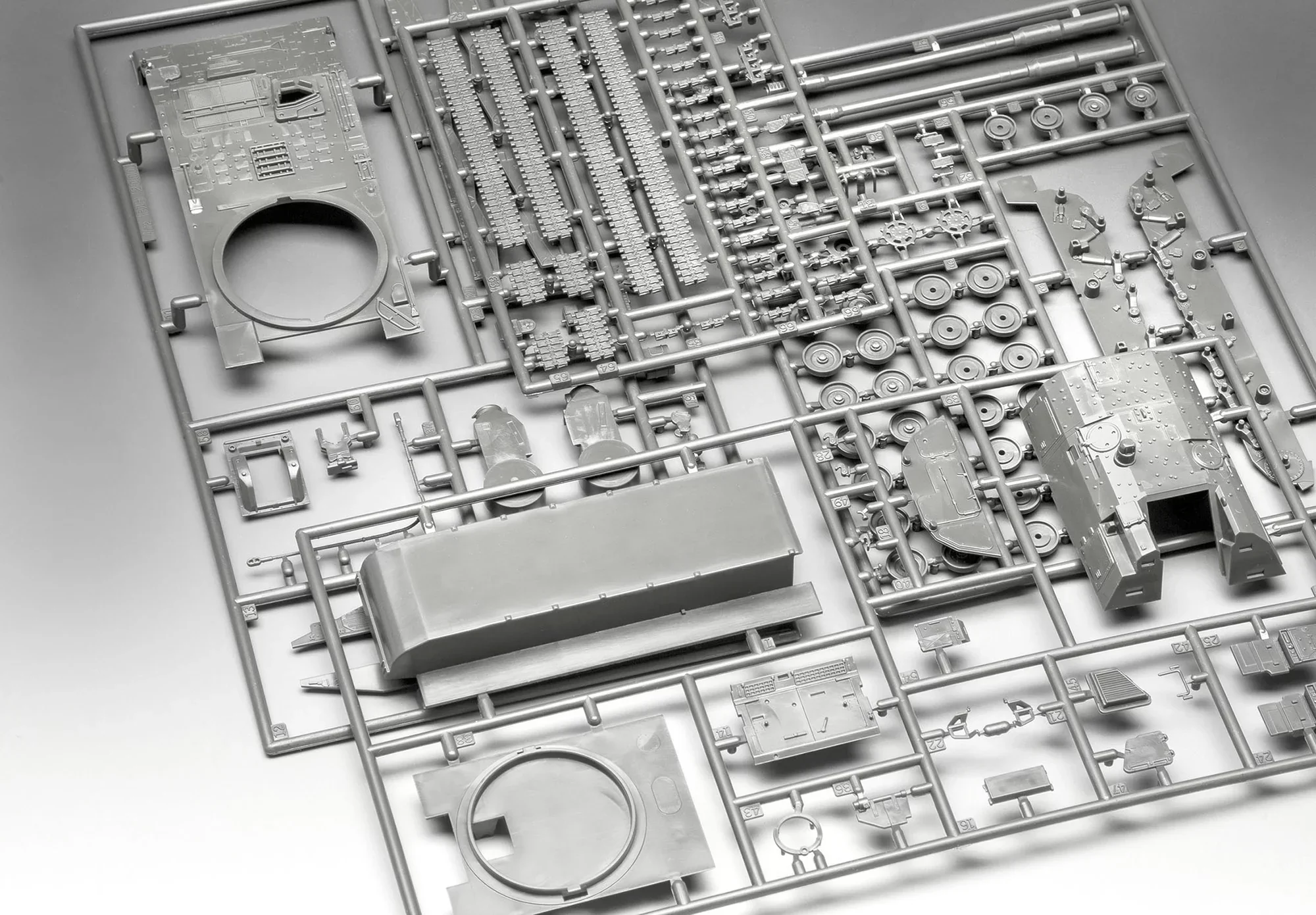 Model Set Panzerhaubitze 2000 - Image 6